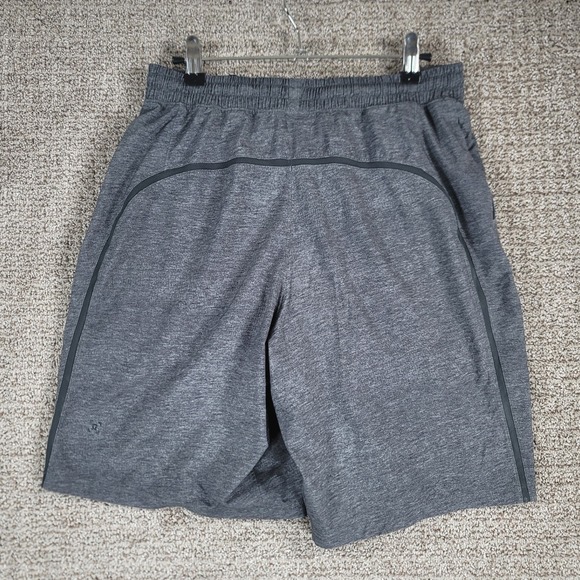 Lululemon Pace Breaker Out Of Mind Liner Lined Men's Gray Shorts Size M Workout - Picture 6 of 9